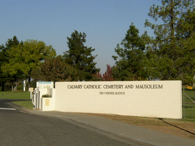 Calvary Catholic Cemetery and Mausoleum