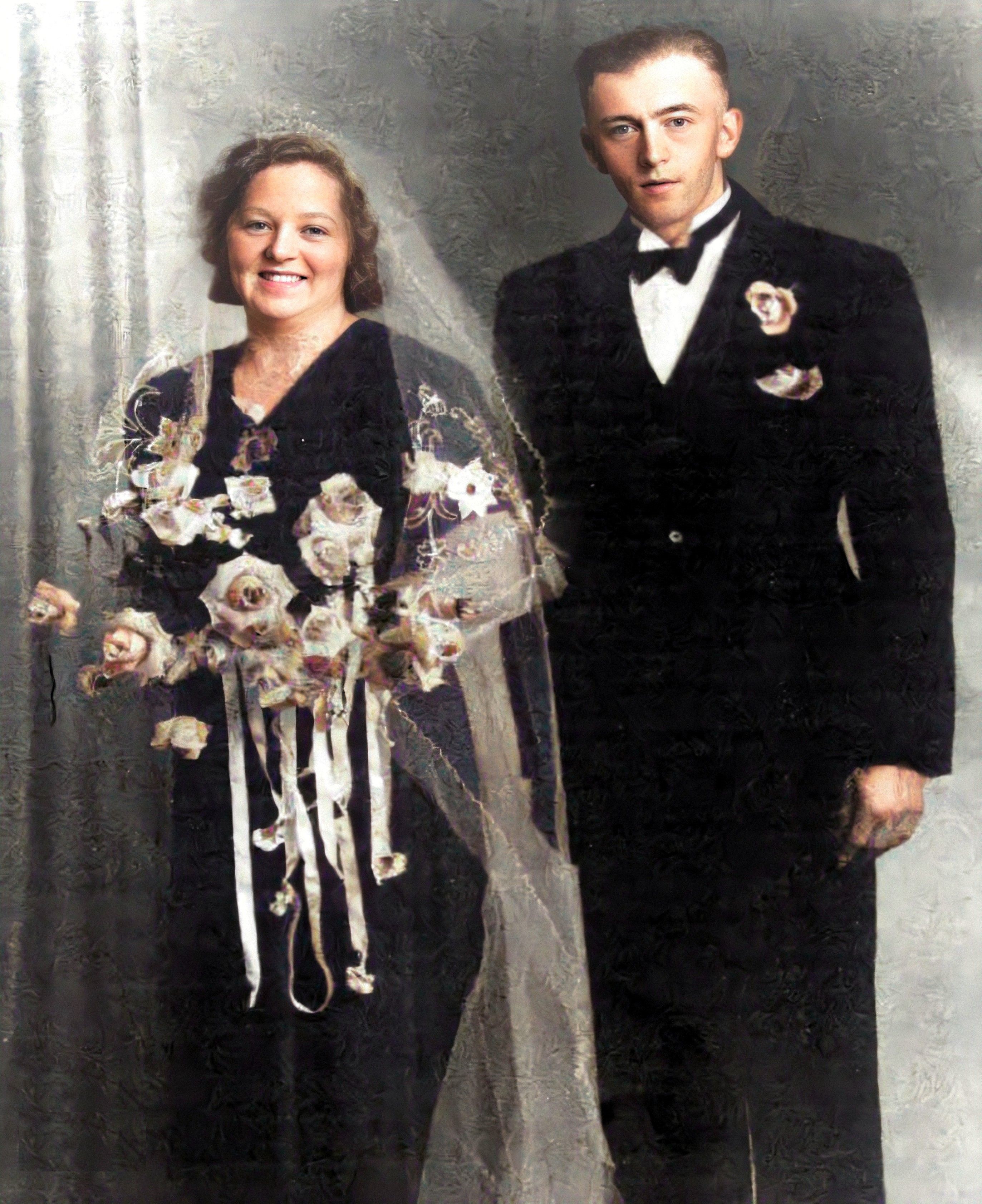 Bryllupsbilde Ingeborg Bakkedal og Bjarne Fosaaen